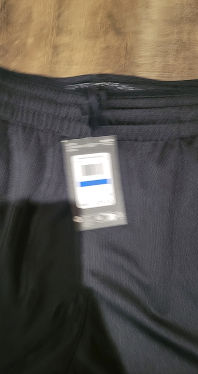 Under Armour Women's Black Mesh Running Shorts - Picture 5 of 13